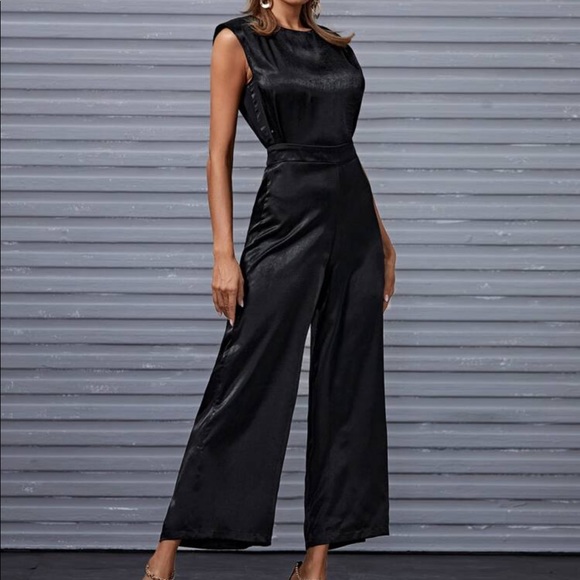 Black satin jumpsuit - Picture 3 of 4
